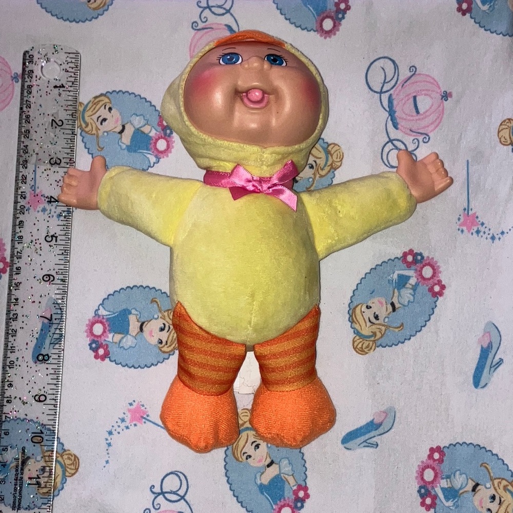 Cabbage Patch Cuties Farm Friends Daphne Ducky Yellow duck 
Big bird cpk